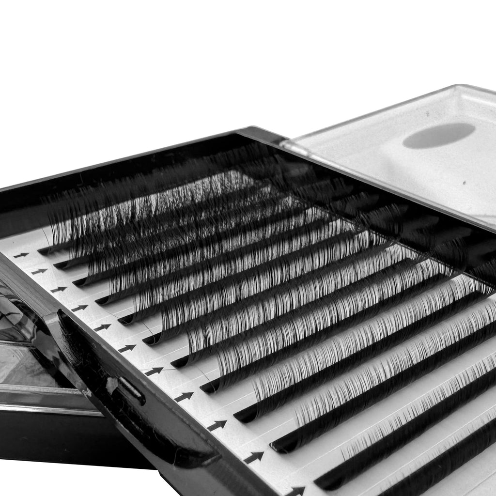 Secure a bulk supply of 0.03 C Curl individual eyelashes for lash professionals and technicians. Wholesale orders available for eyelash extensions to elevate your beauty business. Asegure un suministro a granel de pestañas individuales 0.03 C Curl para profesionales y técnicos de pestañas. Pedidos al por mayor disponibles de extensiones de pestañas para elevar su negocio de belleza.